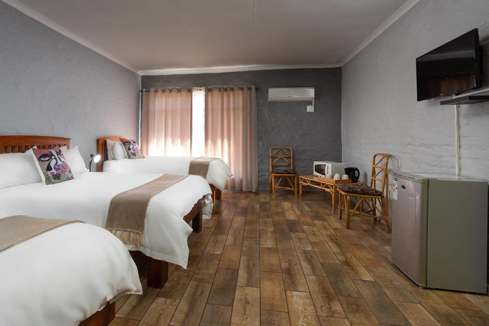 Merino Inn Hotel Колесберг Екстериор снимка
