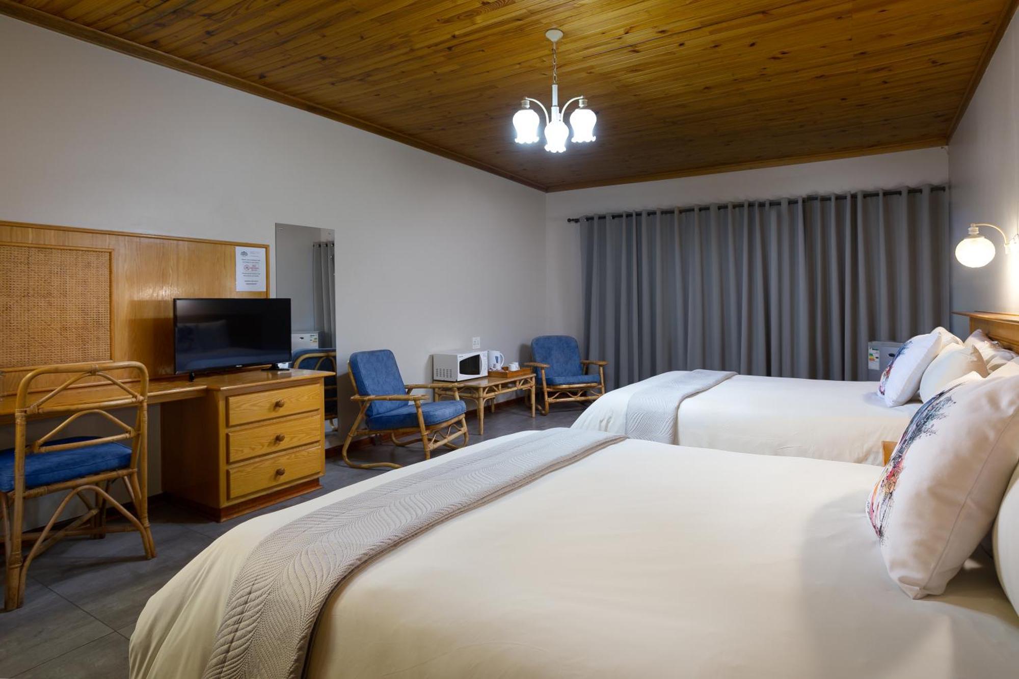 Merino Inn Hotel Колесберг Екстериор снимка